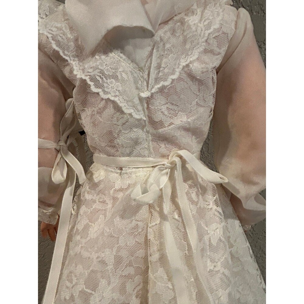Vintage Bride Doll 28” tall White Lace Dress Corsage Plastic Body 1950s - Picture 7 of 11